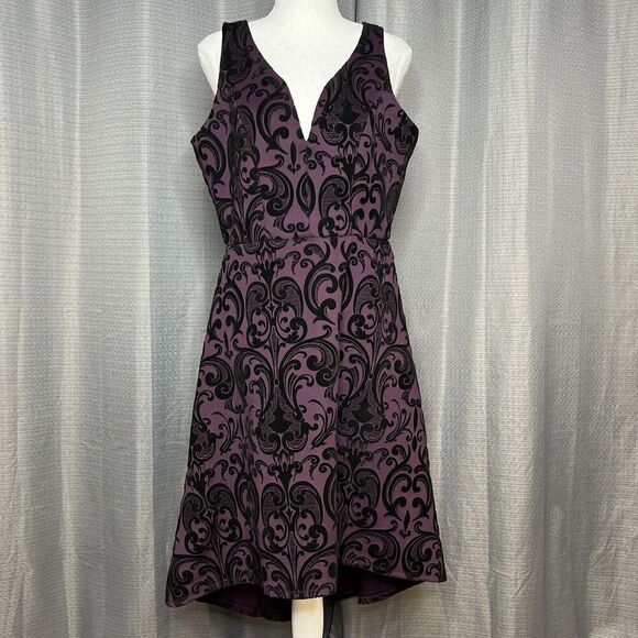 Maurices Plum And Black Velvet Sleeveless VNECK Dress Size Medium - Picture 1 of 10
